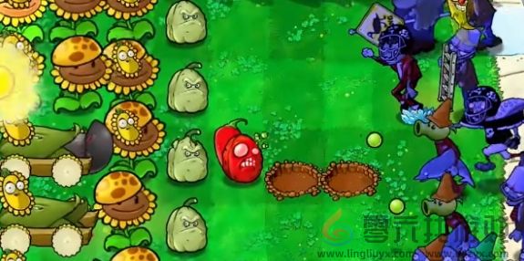 植物大战僵尸杂交版挑战模式第32关通关攻略(图2)